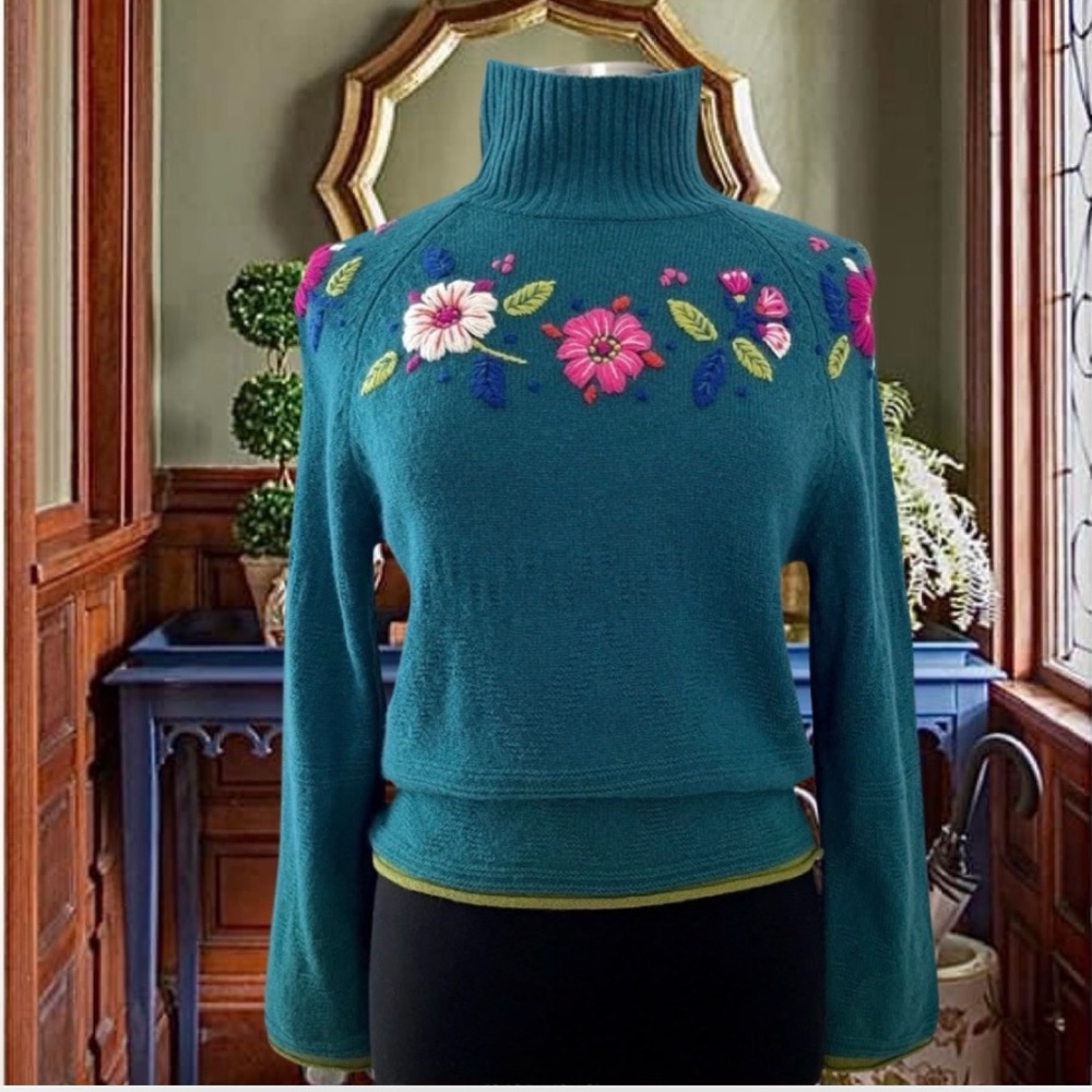 Gudrun Sjoden Wool Sweater Dainty Floral Embroidery Cottagecore Feminine Small